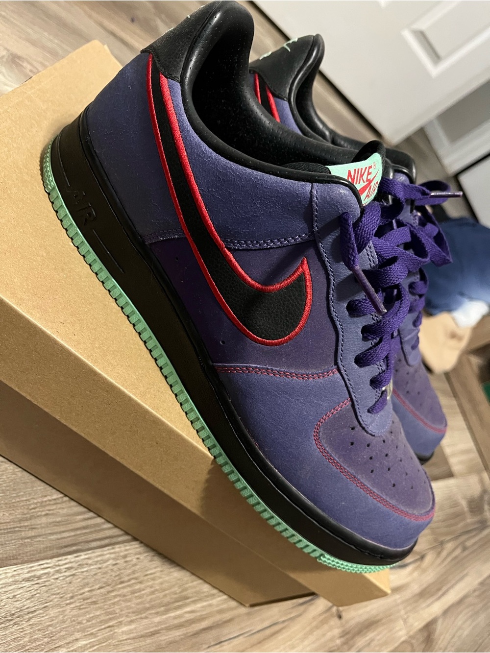Nike Men’s Purple Low-Top Sneakers with Black, Red & Mint Accents